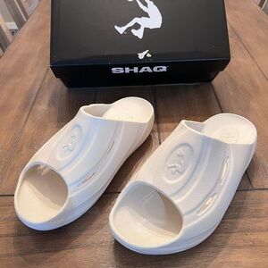 Shaq Cream Slide Sandals